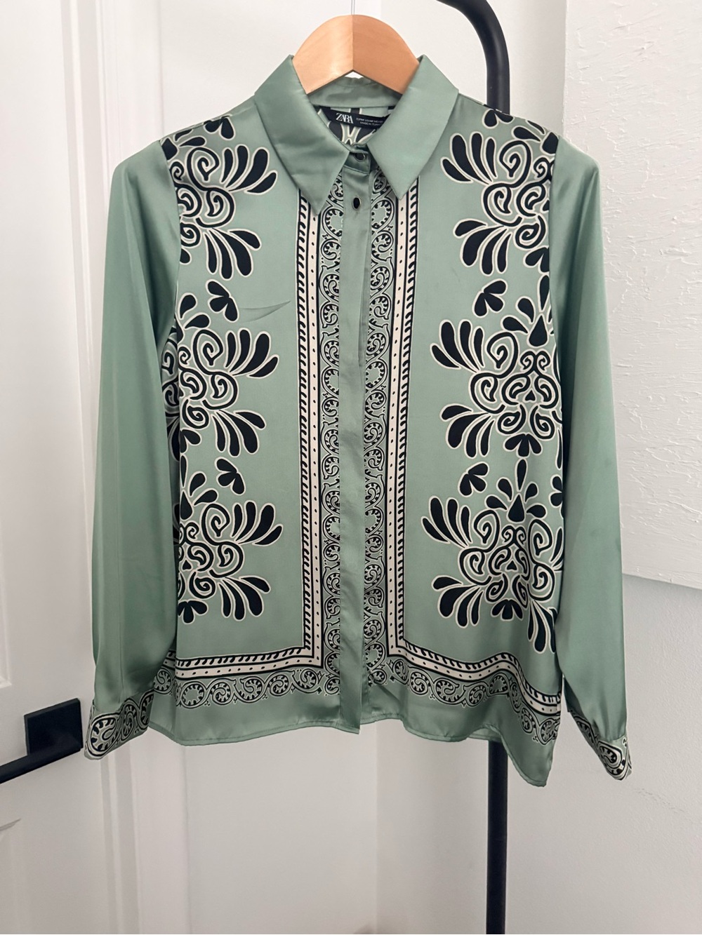 Zara Sage Green Print Button-Up Blouse
